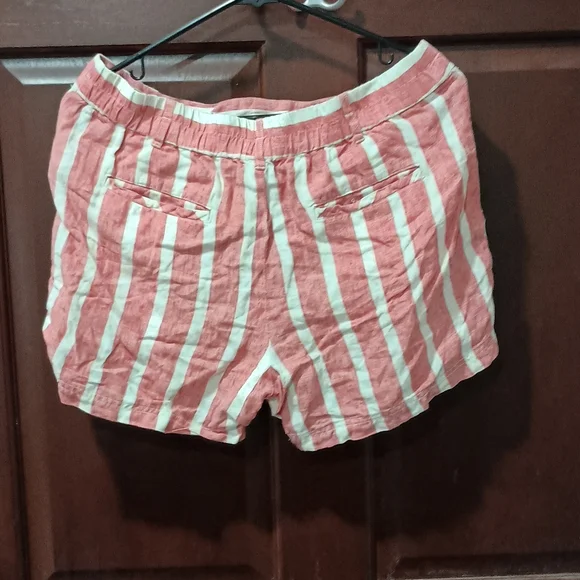 Nicole Miller Red and White Striped High Waist Shorts - Picture 2 of 4